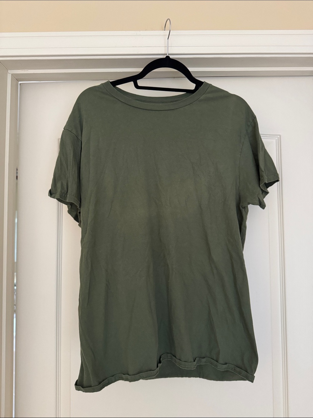 Large- Gildan Olive Green Short Sleeve Crew T-Shirt